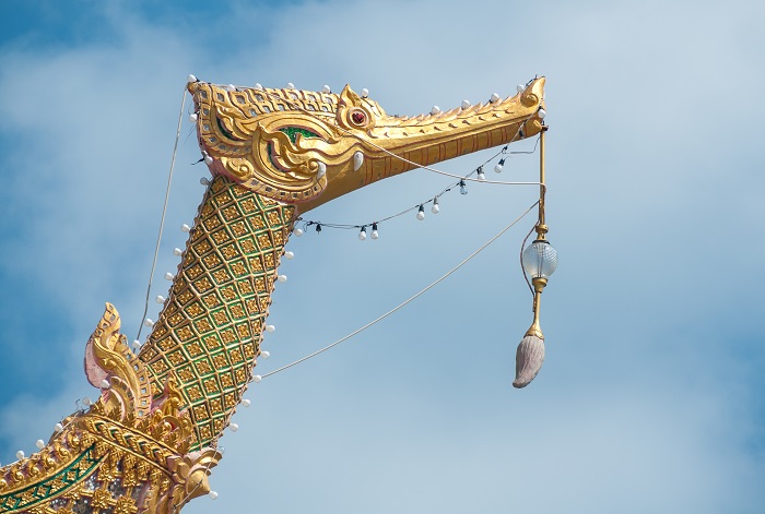 9 Wat Phra Yai