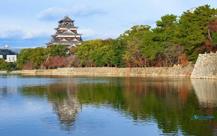 15 Hiroshima Castle