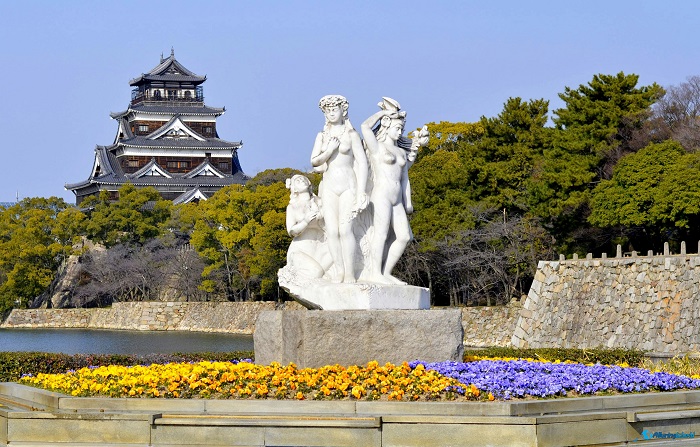 8 Hiroshima Castle